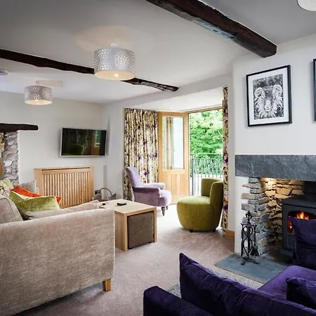 The Cosy Peacock * Windermere